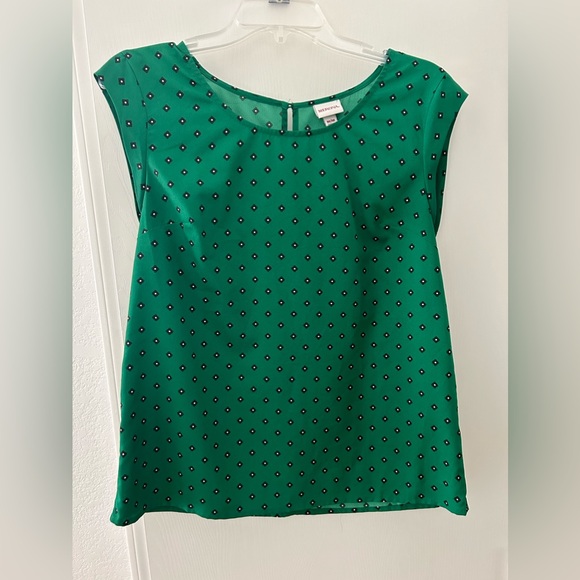 Merona Pretty Green Cap Sleeve Top Blouse. Size Medium - Picture 1 of 7